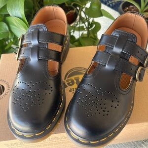 Dr. Martens Mary Jane women shoe